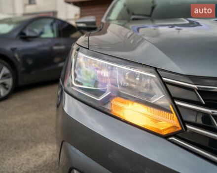 Фольксваген Пассат 2016 в Киеве на Automoto.ua Серый Фольксваген Пассат, объемом двигателя 1.8 л и пробегом 180 тыс. км за 12900 $, фото 6 на Automoto.ua