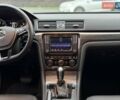 Серый Фольксваген Пассат, объемом двигателя 1.8 л и пробегом 185 тыс. км за 12800 $, фото 42 на Automoto.ua