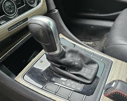 Фольксваген Пассат 2016 в Киеве на Automoto.ua Серый Фольксваген Пассат, объемом двигателя 1.8 л и пробегом 170 тыс. км за 4700 $, фото 11 на Automoto.ua
