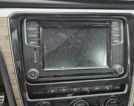 Сірий Фольксваген Пассат, об'ємом двигуна 1.8 л та пробігом 170 тис. км за 4000 $, фото 5 на Automoto.ua