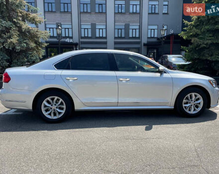 Серый Фольксваген Пассат, объемом двигателя 1.8 л и пробегом 111 тыс. км за 12999 $, фото 7 на Automoto.ua