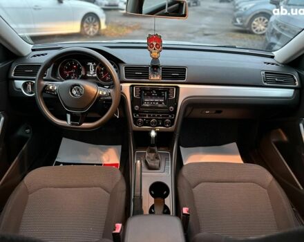 Серый Фольксваген Пассат, объемом двигателя 1.8 л и пробегом 109 тыс. км за 13490 $, фото 18 на Automoto.ua