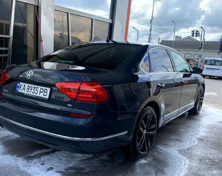 Серый Фольксваген Пассат, объемом двигателя 1.8 л и пробегом 120 тыс. км за 12000 $, фото 1 на Automoto.ua