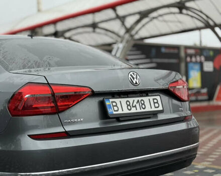 Серый Фольксваген Пассат, объемом двигателя 1.8 л и пробегом 138 тыс. км за 12500 $, фото 9 на Automoto.ua