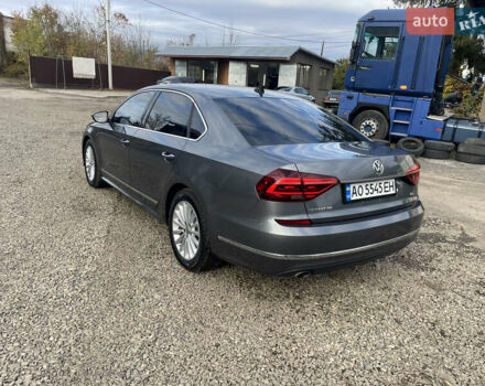 Серый Фольксваген Пассат, объемом двигателя 1.8 л и пробегом 165 тыс. км за 15200 $, фото 4 на Automoto.ua