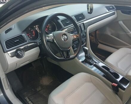 Серый Фольксваген Пассат, объемом двигателя 0 л и пробегом 170 тыс. км за 12400 $, фото 4 на Automoto.ua