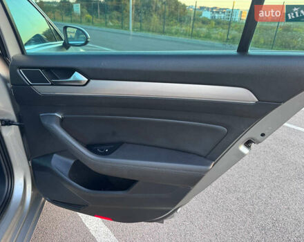 Серый Фольксваген Пассат, объемом двигателя 2 л и пробегом 244 тыс. км за 17200 $, фото 40 на Automoto.ua