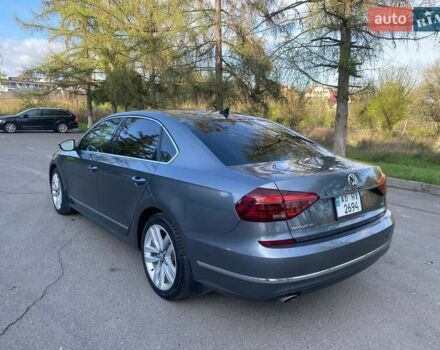 Сірий Фольксваген Пассат, об'ємом двигуна 1.8 л та пробігом 185 тис. км за 14500 $, фото 8 на Automoto.ua