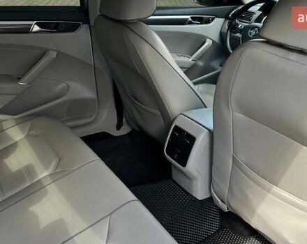 Сірий Фольксваген Пассат, об'ємом двигуна 1.8 л та пробігом 201 тис. км за 12500 $, фото 33 на Automoto.ua