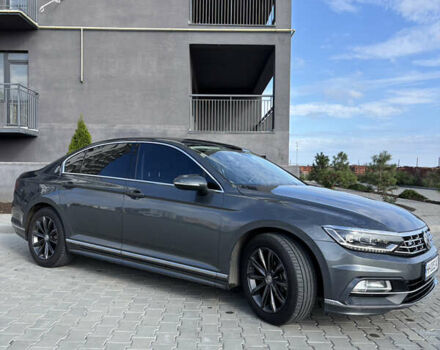 Серый Фольксваген Пассат, объемом двигателя 1.97 л и пробегом 320 тыс. км за 19000 $, фото 2 на Automoto.ua