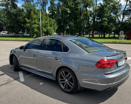 Серый Фольксваген Пассат, объемом двигателя 1.8 л и пробегом 170 тыс. км за 13900 $, фото 4 на Automoto.ua