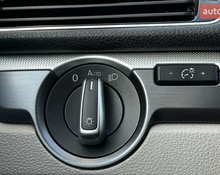 Серый Фольксваген Пассат, объемом двигателя 1.8 л и пробегом 298 тыс. км за 11500 $, фото 16 на Automoto.ua