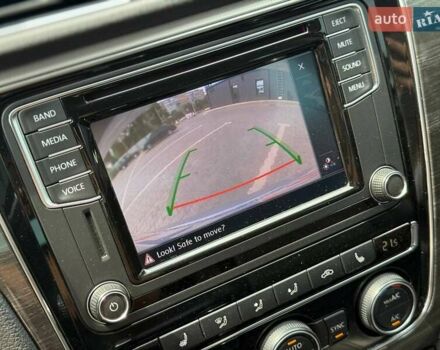 Серый Фольксваген Пассат, объемом двигателя 1.78 л и пробегом 177 тыс. км за 12400 $, фото 26 на Automoto.ua