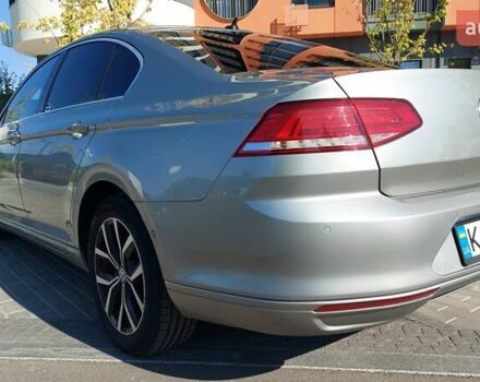 Серый Фольксваген Пассат, объемом двигателя 1.6 л и пробегом 297 тыс. км за 15000 $, фото 16 на Automoto.ua