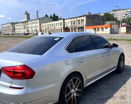 Сірий Фольксваген Пассат, об'ємом двигуна 1.8 л та пробігом 180 тис. км за 13500 $, фото 5 на Automoto.ua