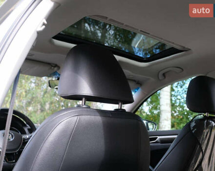 Сірий Фольксваген Пассат, об'ємом двигуна 1.8 л та пробігом 139 тис. км за 14400 $, фото 21 на Automoto.ua