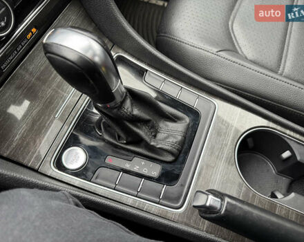 Серый Фольксваген Пассат, объемом двигателя 1.8 л и пробегом 209 тыс. км за 12490 $, фото 24 на Automoto.ua