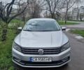 Серый Фольксваген Пассат, объемом двигателя 1.8 л и пробегом 170 тыс. км за 13000 $, фото 2 на Automoto.ua