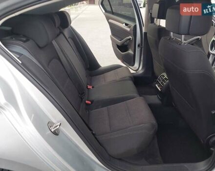 Серый Фольксваген Пассат, объемом двигателя 0 л и пробегом 196 тыс. км за 13777 $, фото 56 на Automoto.ua