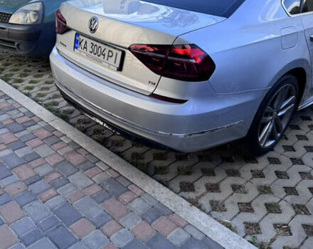 Фольксваген Пассат 2016 в Киеве на Automoto.ua Серый Фольксваген Пассат, объемом двигателя 1.8 л и пробегом 153 тыс. км за 15200 $, фото 73 на Automoto.ua