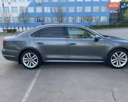 Сірий Фольксваген Пассат, об'ємом двигуна 1.8 л та пробігом 185 тис. км за 14500 $, фото 12 на Automoto.ua