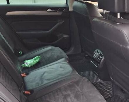 Сірий Фольксваген Пассат, об'ємом двигуна 1.97 л та пробігом 245 тис. км за 18700 $, фото 7 на Automoto.ua