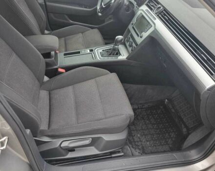 Серый Фольксваген Пассат, объемом двигателя 1.8 л и пробегом 159 тыс. км за 6900 $, фото 10 на Automoto.ua