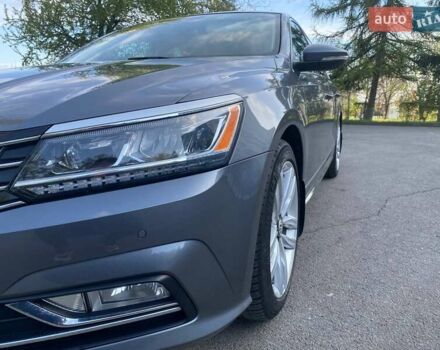 Сірий Фольксваген Пассат, об'ємом двигуна 1.8 л та пробігом 185 тис. км за 14500 $, фото 6 на Automoto.ua