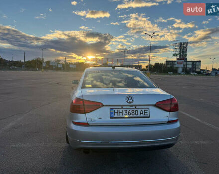 Серый Фольксваген Пассат, объемом двигателя 1.8 л и пробегом 177 тыс. км за 12000 $, фото 18 на Automoto.ua