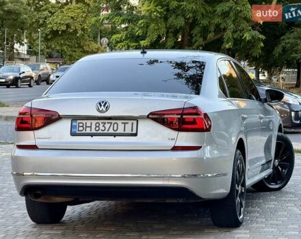 Сірий Фольксваген Пассат, об'ємом двигуна 1.8 л та пробігом 239 тис. км за 10700 $, фото 19 на Automoto.ua