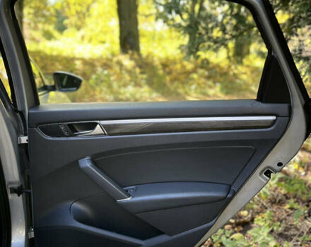 Серый Фольксваген Пассат, объемом двигателя 1.8 л и пробегом 165 тыс. км за 14200 $, фото 31 на Automoto.ua