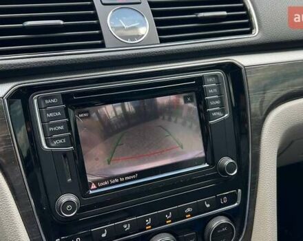 Сірий Фольксваген Пассат, об'ємом двигуна 1.8 л та пробігом 201 тис. км за 12500 $, фото 11 на Automoto.ua