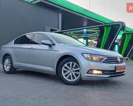 Серый Фольксваген Пассат, объемом двигателя 0 л и пробегом 196 тыс. км за 13777 $, фото 78 на Automoto.ua