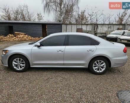 Серый Фольксваген Пассат, объемом двигателя 1.8 л и пробегом 217 тыс. км за 11700 $, фото 6 на Automoto.ua