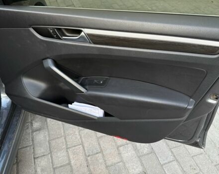 Серый Фольксваген Пассат, объемом двигателя 1.8 л и пробегом 140 тыс. км за 13100 $, фото 18 на Automoto.ua