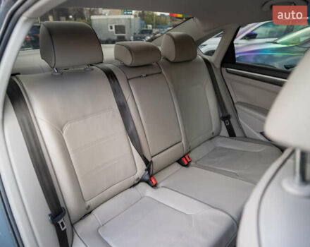 Фольксваген Пассат 2016 в Киеве на Automoto.ua Серый Фольксваген Пассат, объемом двигателя 1.8 л и пробегом 180 тыс. км за 12900 $, фото 30 на Automoto.ua