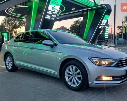 Серый Фольксваген Пассат, объемом двигателя 0 л и пробегом 196 тыс. км за 13777 $, фото 31 на Automoto.ua