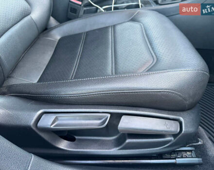 Серый Фольксваген Пассат, объемом двигателя 1.8 л и пробегом 177 тыс. км за 12000 $, фото 6 на Automoto.ua