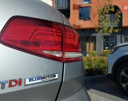 Серый Фольксваген Пассат, объемом двигателя 1.6 л и пробегом 297 тыс. км за 15000 $, фото 28 на Automoto.ua