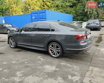 Фольксваген Пассат 2016 в Киеве на Automoto.ua Серый Фольксваген Пассат, объемом двигателя 1.8 л и пробегом 170 тыс. км за 4700 $, фото 10 на Automoto.ua