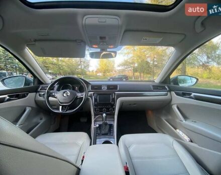 Серый Фольксваген Пассат, объемом двигателя 1.8 л и пробегом 185 тыс. км за 14800 $, фото 24 на Automoto.ua