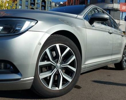 Серый Фольксваген Пассат, объемом двигателя 1.6 л и пробегом 297 тыс. км за 15000 $, фото 33 на Automoto.ua