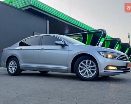 Серый Фольксваген Пассат, объемом двигателя 0 л и пробегом 196 тыс. км за 13777 $, фото 77 на Automoto.ua