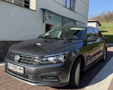 Серый Фольксваген Пассат, объемом двигателя 1.8 л и пробегом 194 тыс. км за 10700 $, фото 7 на Automoto.ua