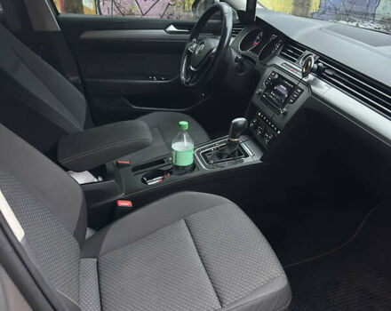 Серый Фольксваген Пассат, объемом двигателя 1.4 л и пробегом 276 тыс. км за 14000 $, фото 18 на Automoto.ua