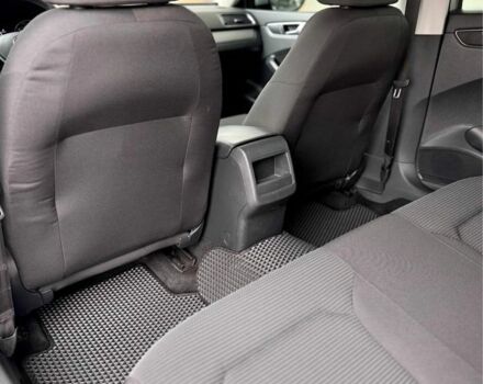 Серый Фольксваген Пассат, объемом двигателя 1.8 л и пробегом 172 тыс. км за 10299 $, фото 10 на Automoto.ua