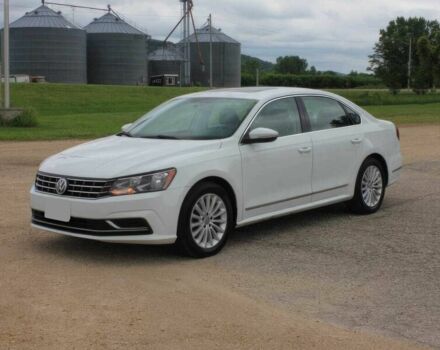 Сірий Фольксваген Пассат, об'ємом двигуна 4.8 л та пробігом 71 тис. км за 9000 $, фото 2 на Automoto.ua