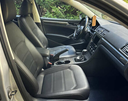 Серый Фольксваген Пассат, объемом двигателя 1.8 л и пробегом 165 тыс. км за 14200 $, фото 24 на Automoto.ua