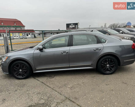 Серый Фольксваген Пассат, объемом двигателя 1.8 л и пробегом 209 тыс. км за 12490 $, фото 8 на Automoto.ua