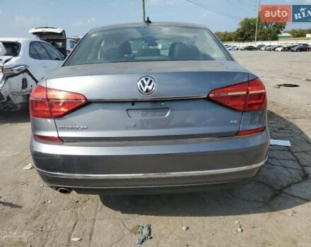 Серый Фольксваген Пассат, объемом двигателя 1.8 л и пробегом 126 тыс. км за 2300 $, фото 5 на Automoto.ua